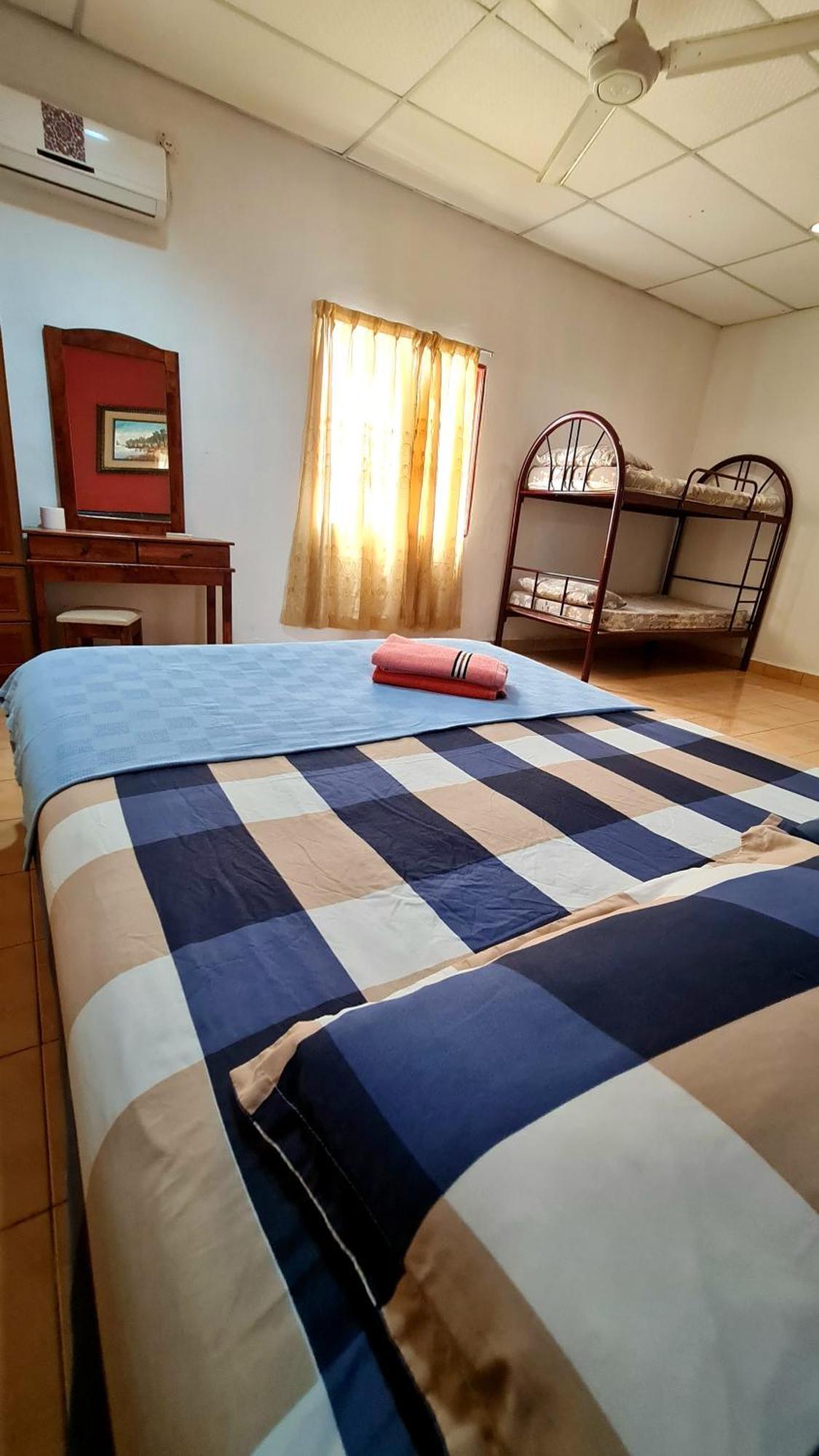 Albergue Rainbow Bed N Bfast Pantai Cenang  Exterior foto