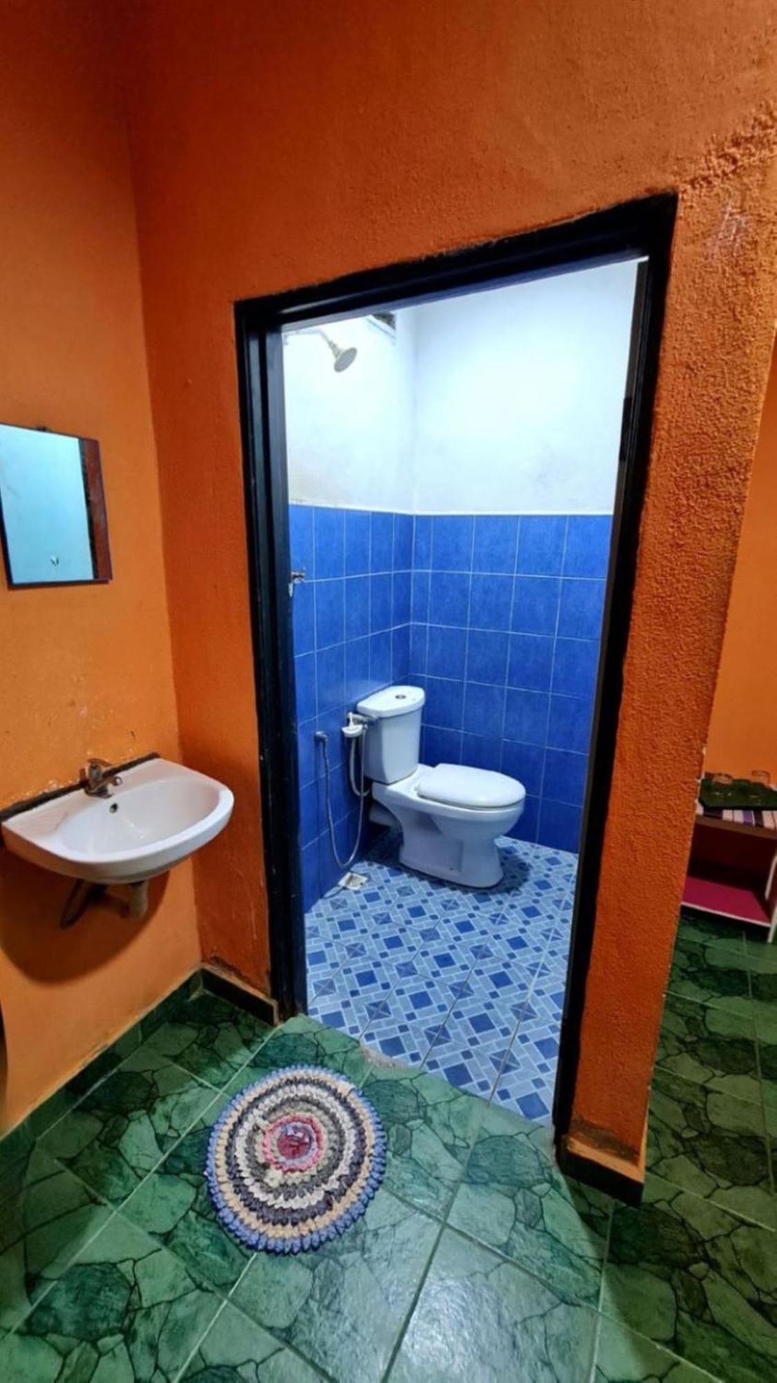 Albergue Rainbow Bed N Bfast Pantai Cenang  Exterior foto